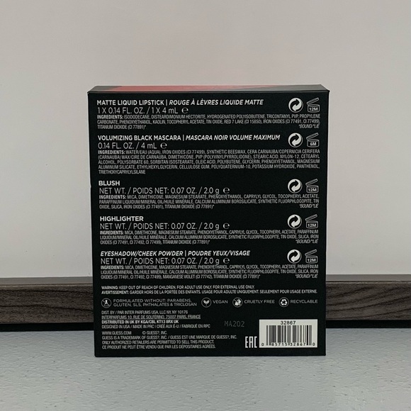 Guess ‘Sunkiss’ Face Mini Look Book Makeup Set-New - Picture 3 of 9